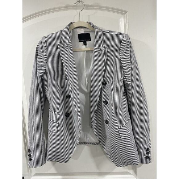 Banana Republic Seersucker Blazer Jacket Navy Stripe Size 2 Double Breasted - Picture 3 of 16